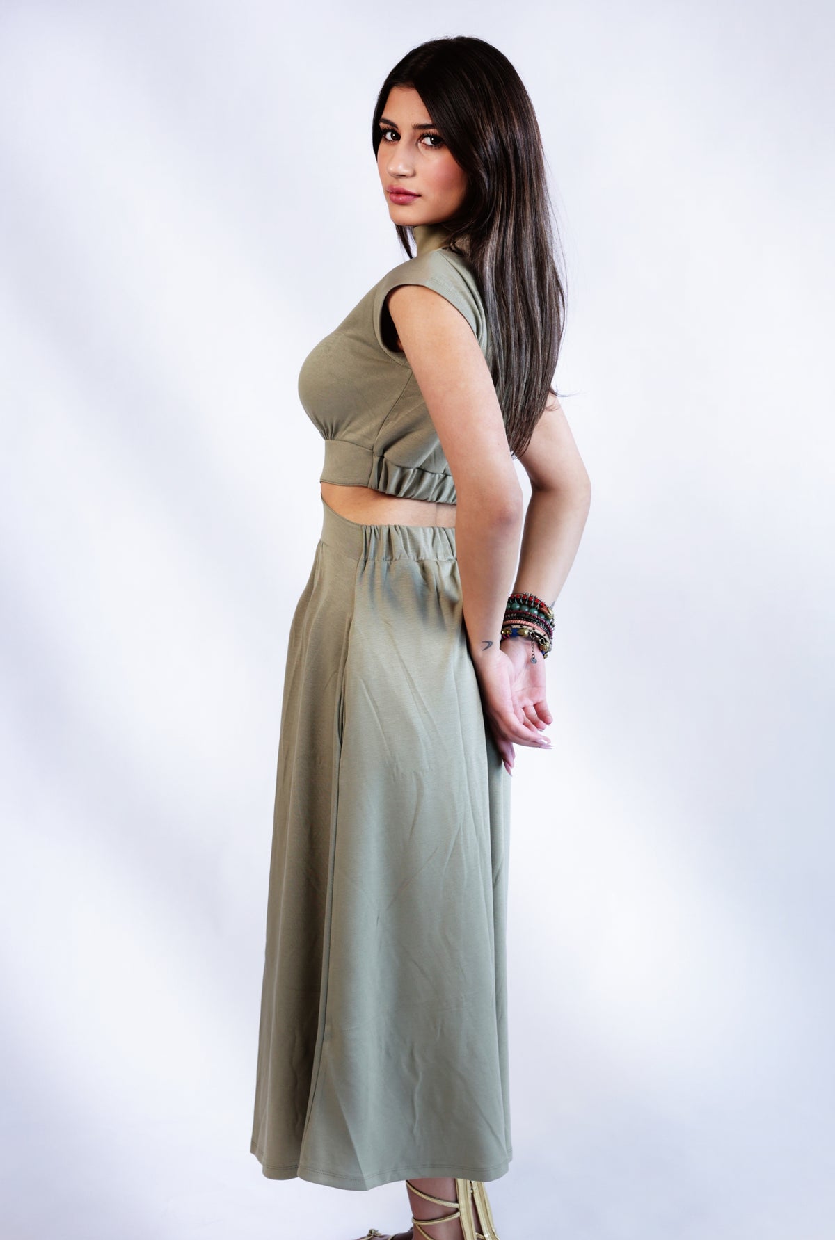 Midi dress with side openings