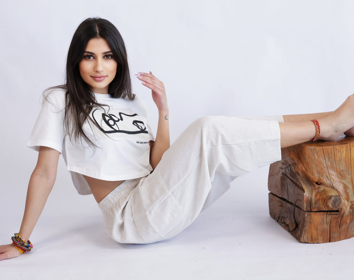 Shoulder padded cropped  T-shirt