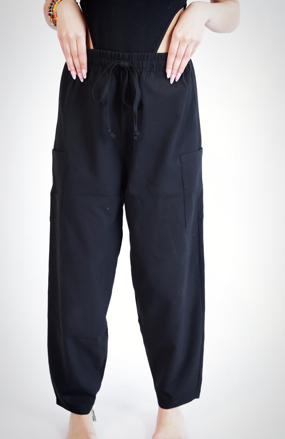 Black lightweight jogger